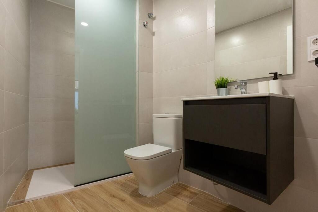 Nuevo Loft En Playa Y Cerca Del Centro, Ac Y Wifi Apartment Валенсия Екстериор снимка