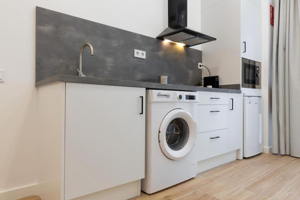 Nuevo Loft En Playa Y Cerca Del Centro, Ac Y Wifi Apartment Валенсия Екстериор снимка